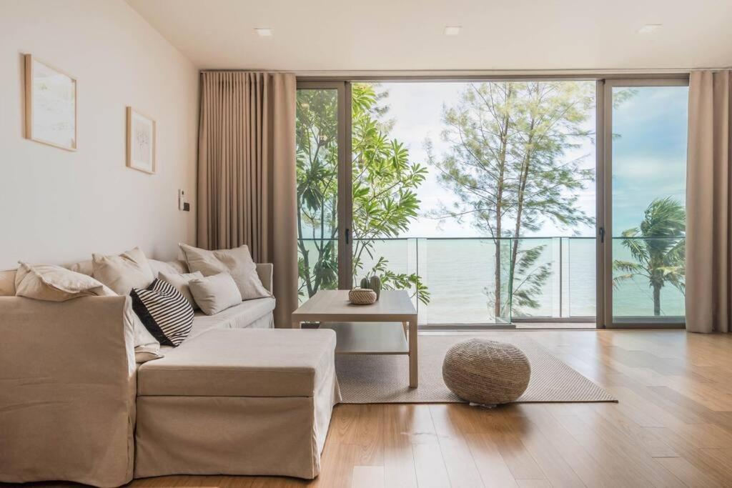 Marbella Beachfront Pattaya 3Br Банг-Ламунг Екстер'єр фото